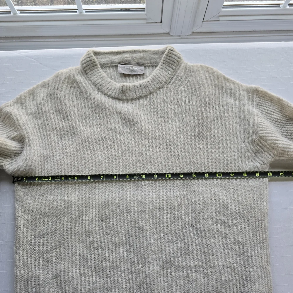 Everlane Charcoal Crew and Ivory Crew Sweaters ScandiMinimal Softgirl Light Wt - Picture 9 of 11